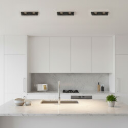 BRY-GATA-A-2D-SQR-BLC-BLC-SPOTLIGHT - 2