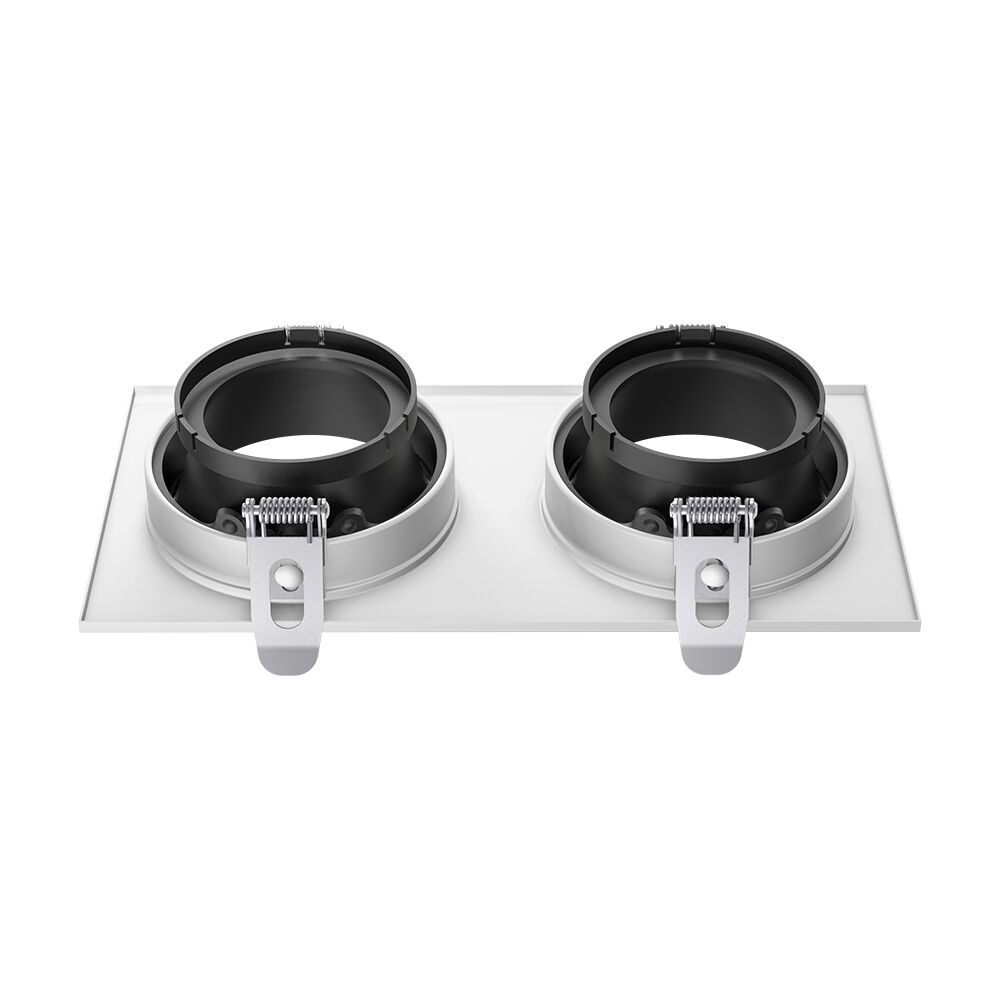 BRY-GATA-A-2D-SQR-WHT-BLC-SPOTLIGHT - 5