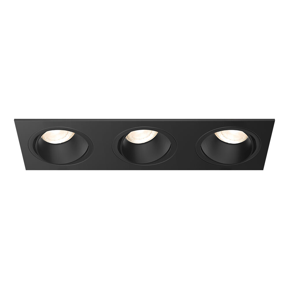 BRY-GATA-A-3D-SQR-BLC-BLC-SPOTLIGHT - 1