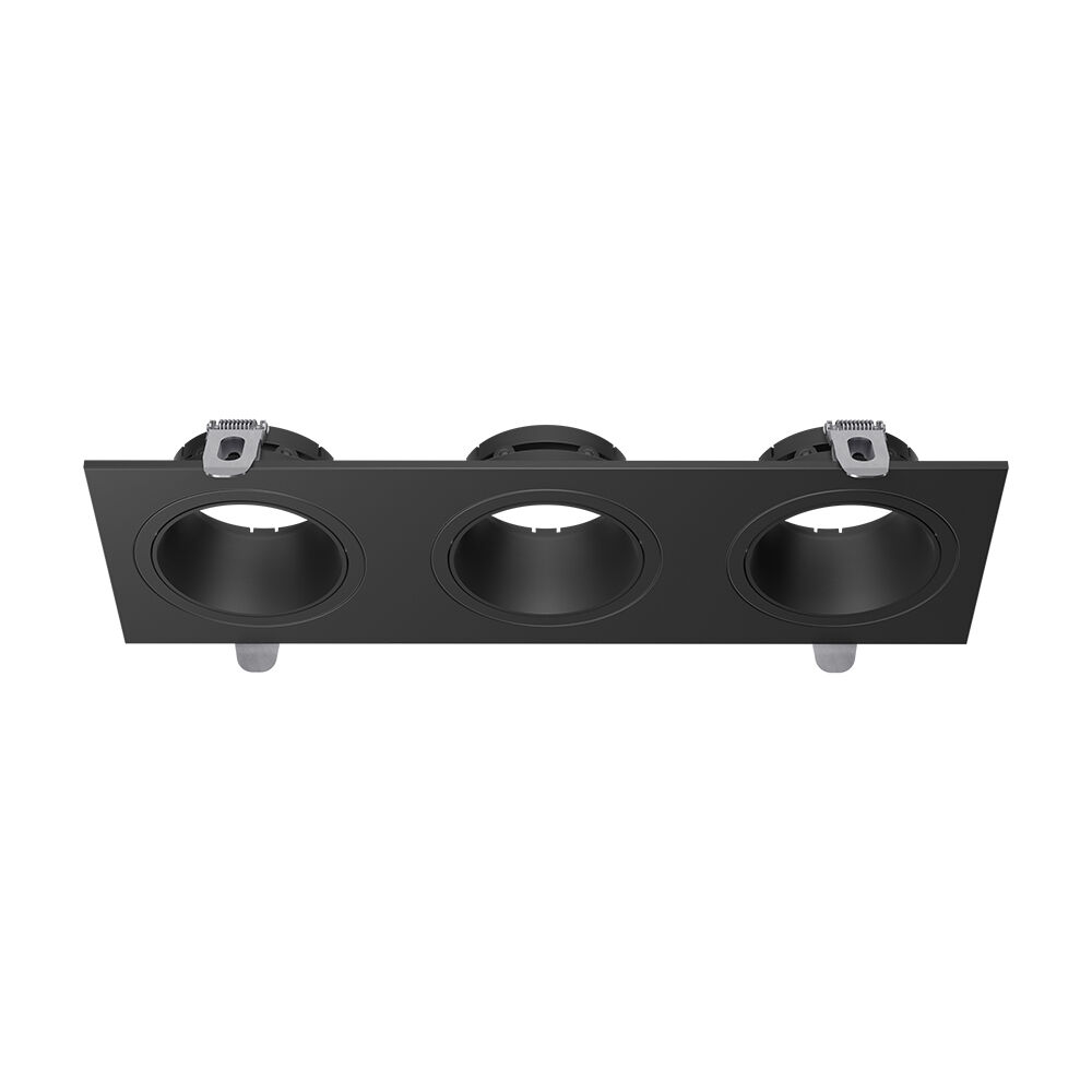BRY-GATA-A-3D-SQR-BLC-BLC-SPOTLIGHT - 3