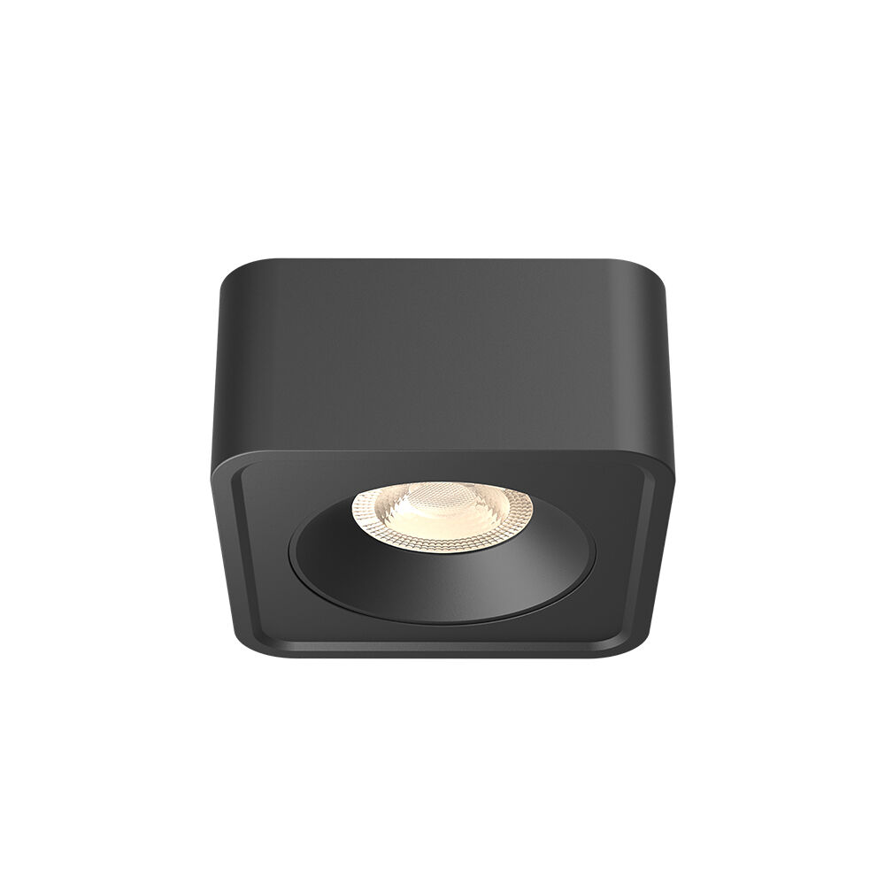 BRY-GATA-SR-1D-SQR-BLC-BLC-SPOTLIGHT - 1