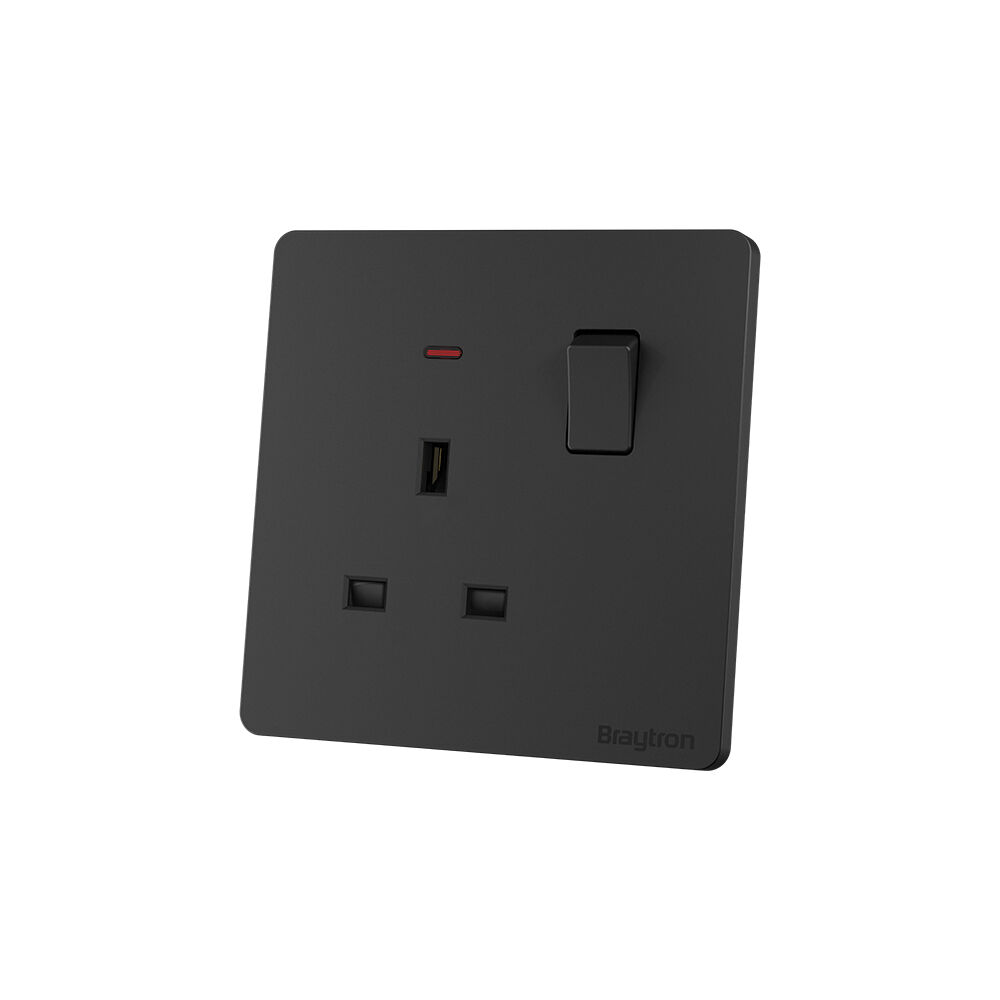 BRY-LENA-UK-1G-13A-BLC-SOCKET - 1