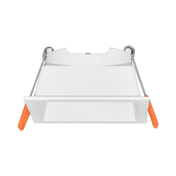 BRY-TETRA-CF-SQR-WHT-SPOTLIGHT - 3