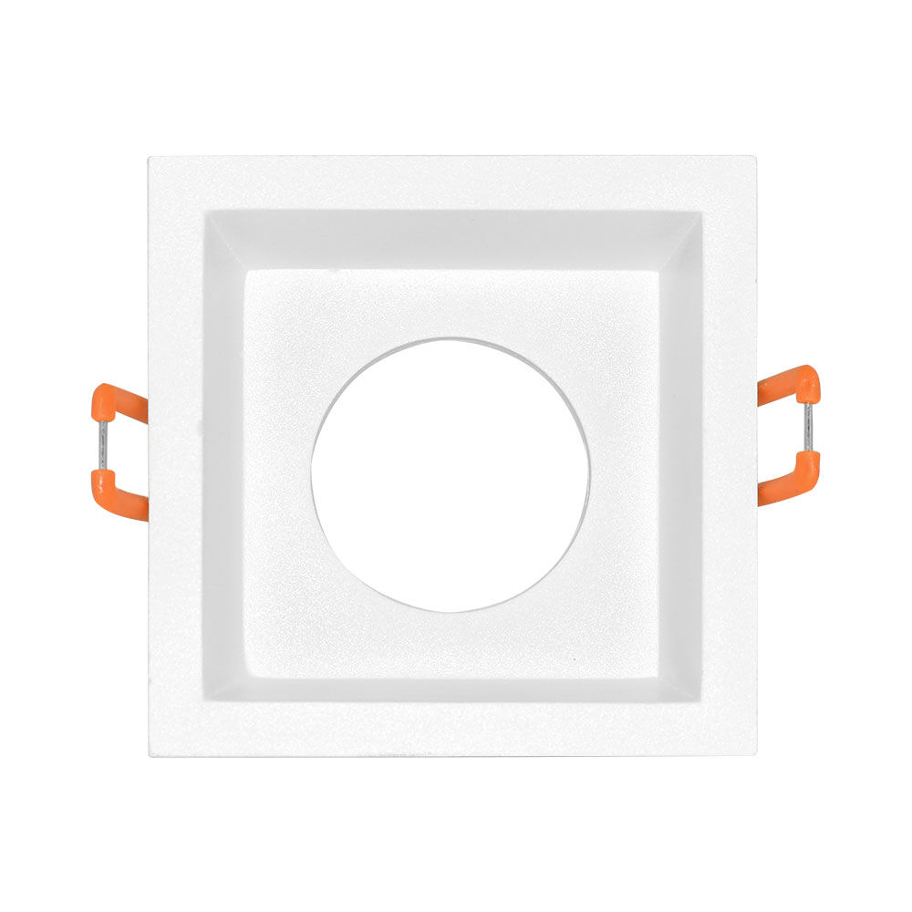 BRY-TETRA-CF-SQR-WHT-SPOTLIGHT - 5