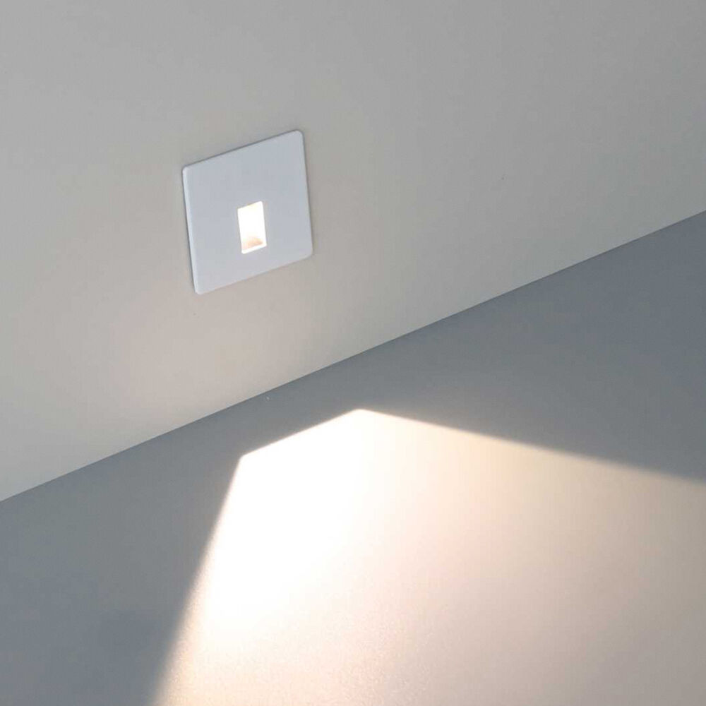 BRY-VEKSUS-B-3-SQUARE-WHT-STEPLIGHT COVER - 2